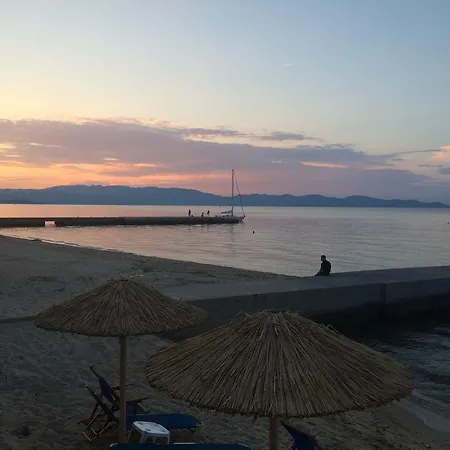 Melidron Apartament Nea Roda